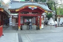 神田明神 参道 境内